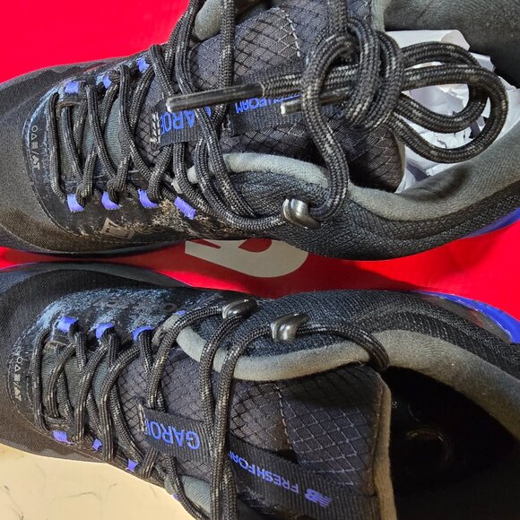 New Balance Fresh Foam Garo Midcut GORE-TEX Trail Running Black/Blue MENS 10.5 - Picture 9 of 16